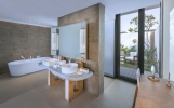 Ванная комната в Nikki Beach Resort & Spa Dubai