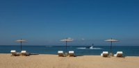 Пляж на территории курортного отеля или поблизости