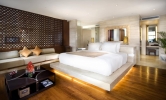 Кровать или кровати в номере Anantara Seminyak Bali Resort
