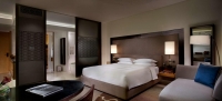 Кровать или кровати в номере Park Hyatt Abu Dhabi Hotel and Villas