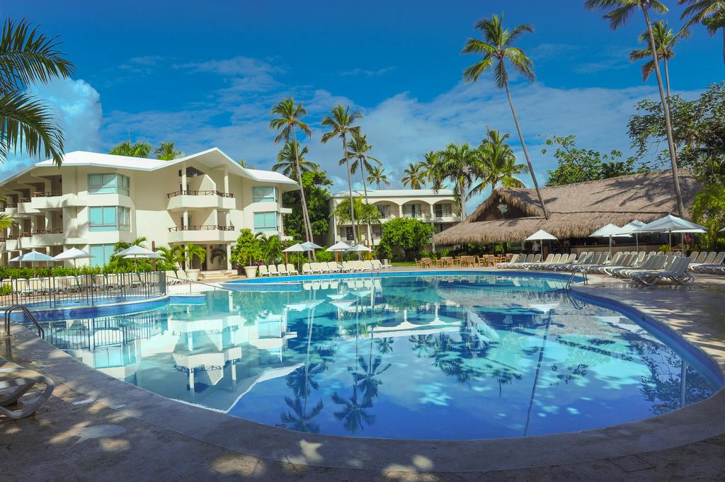 Отель Бассейн в Impressive Resort & Spa Punta Cana или поблизости