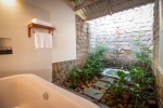 Ванная комната в Camia Resort & Spa
