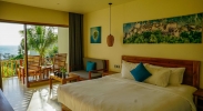 Кровать или кровати в номере Camia Resort & Spa