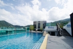 Бассейн в Mirage Express Patong Phuket Hotel или поблизости