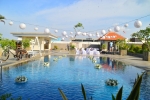 Бассейн в Champlung Mas Hotel, Legian или поблизости