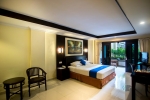 Кровать или кровати в номере Champlung Mas Hotel, Legian