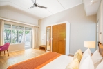 Кровать или кровати в номере Ellaidhoo Maldives by Cinnamon