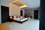 Кровать или кровати в номере Chaweng Noi Pool Villa