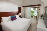 Кровать или кровати в номере Grand Paradise Playa Dorada - All Inclusive