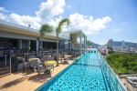 Бассейн в The Marina Phuket Hotel или поблизости