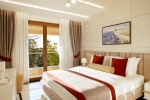 Кровать или кровати в номере Potidea Palace Hotel
