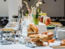 Завтрак для гостей Ibis Styles Dubai Jumeira