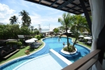 Вид на бассейн в Natural Park Resort Pattaya или окрестностях