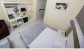 Кровать или кровати в номере Armir Resort