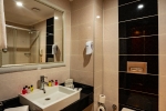Ванная комната в Throne Beach Resort & SPA