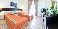 Кровать или кровати в номере Ali Bey Club Manavgat