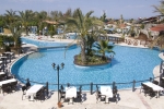 Вид на бассейн в Pemar Beach Resort - Ultra All Inclusive или окрестностях