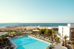 Вид на бассейн в Marina Beach Hotel или окрестностях