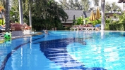 Бассейн в Andaman Seaside Resort или поблизости