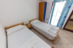 Кровать или кровати в номере Kolaveri Resort