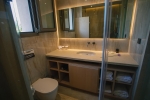 Ванная комната в Almyros Beach