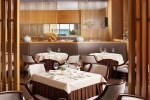 A restaurant or other place to eat at Beijing Hotel Minsk