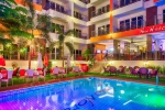 Бассейн в New Nordic Hotel Pattaya или поблизости