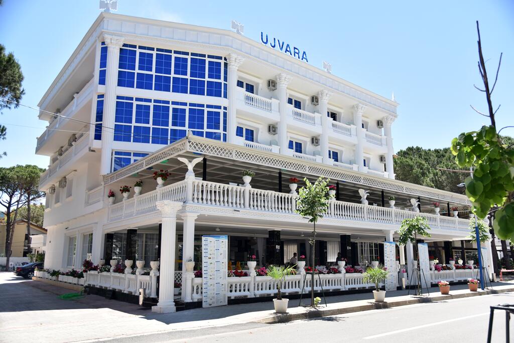 Отель UJVARA HOTEL