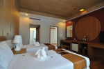 Кровать или кровати в номере Princess Seaview Resort & Spa