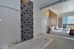 Ванная комната в Princess Seaview Resort & Spa