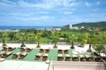 Вид на бассейн в Princess Seaview Resort & Spa или окрестностях