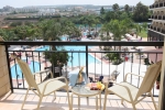 Вид на бассейн в Tsokkos Gardens Hotel или окрестностях
