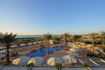 Вид на бассейн в Park Inn by Radisson Abu Dhabi Yas Island или окрестностях