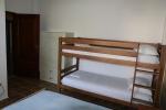 Двухъярусная кровать или двухъярусные кровати в номере Hotel President