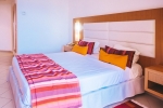 Кровать или кровати в номере Skanes Sérail