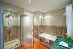 Ванная комната в Royal Kenz Hotel Thalasso & Spa