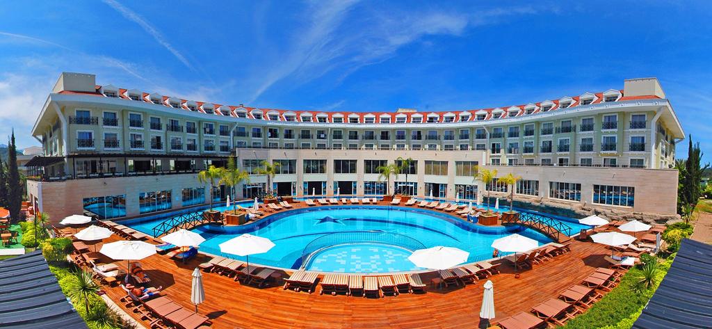 Отель Вид на бассейн в Meder Resort Hotel - Ultra All Inclusive или окрестностях
