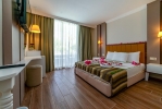 Кровать или кровати в номере Armas Gul Beach