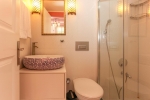 Ванная комната в Kaleiçi Marina Boutique Hotel - Restaurant