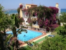 Вид на бассейн в Iliostasi Beach Apartments или окрестностях 