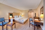 Кровать или кровати в номере Seven Seas Hotel Life - Ultra All Inclusive & Kids Concept -Ex Otium Hotel Life- 