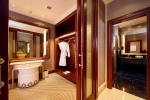 Ванная комната в Waldorf Astoria Ras Al Khaimah