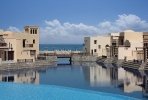Бассейн в The Cove Rotana Resort - Ras Al Khaimah или поблизости