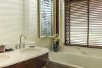 Ванная комната в Ajman Saray, a Luxury Collection Resort