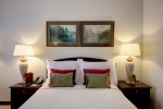 Кровать или кровати в номере Ajman Hotel
