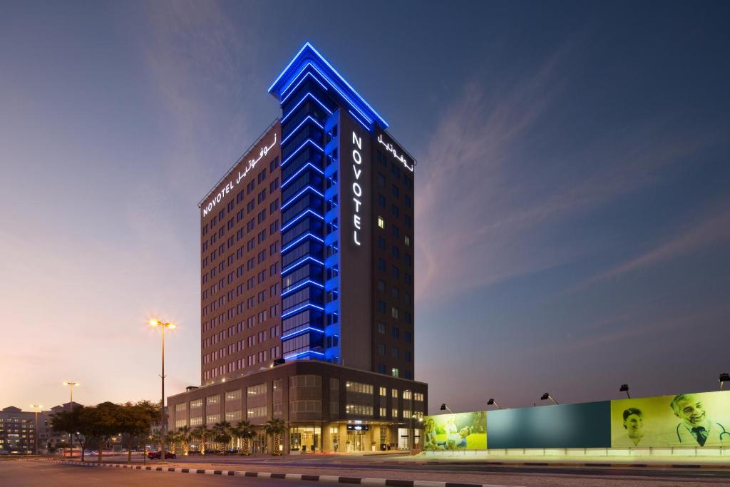 Отель Novotel Bur Dubai - Healthcare City