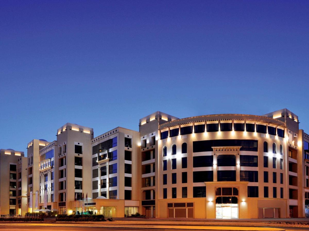Отель Muvenpick Hotel Apartments Al Mamzar Dubai