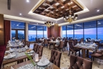 Ресторан / где поесть в Nirvana Mediterranean Excellence