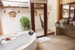 Ванная комната в Victoria Phan Thiet Beach Resort & Spa