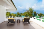 Балкон или терраса в Le Meridien Phuket Beach Resort